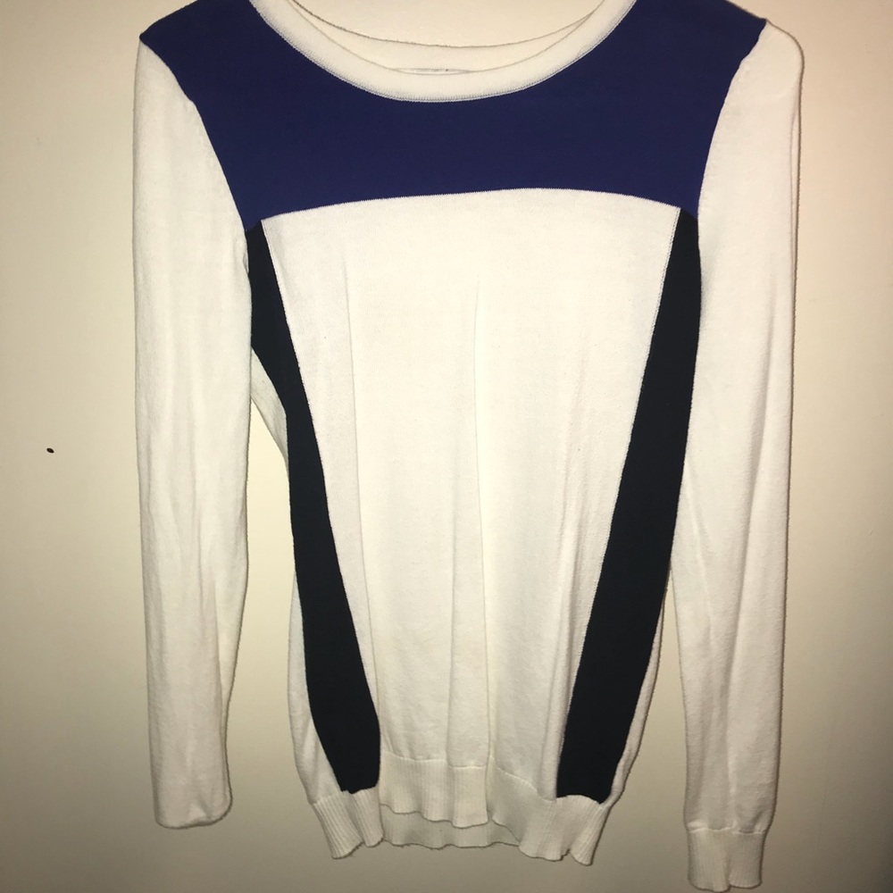 Color Blocked Long Sleeve